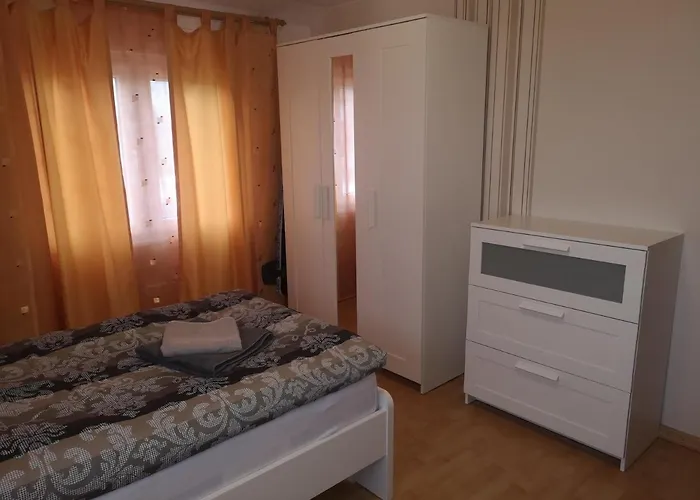 Lang Διαμέρισμα *